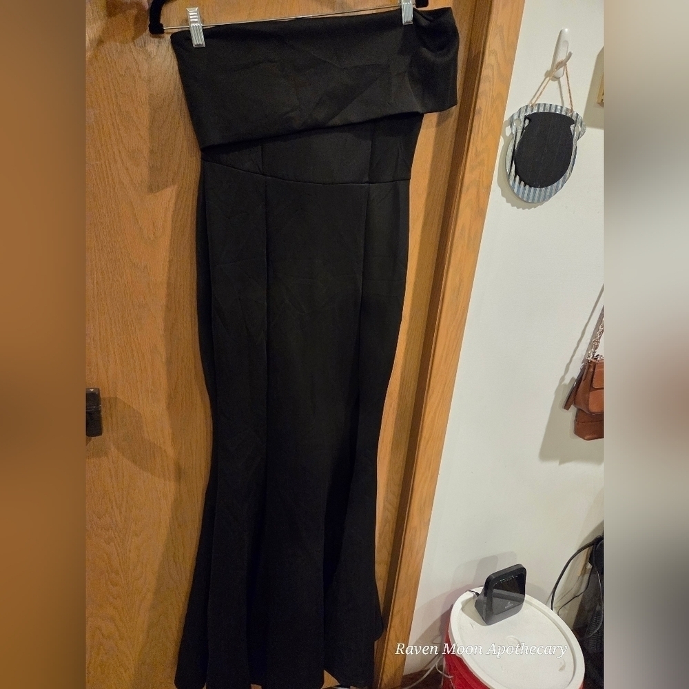 Elegant Black Women's Dress